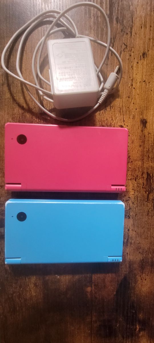 2 Nintendo DS