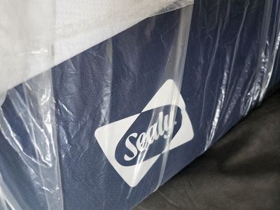 Sealy queen mattress