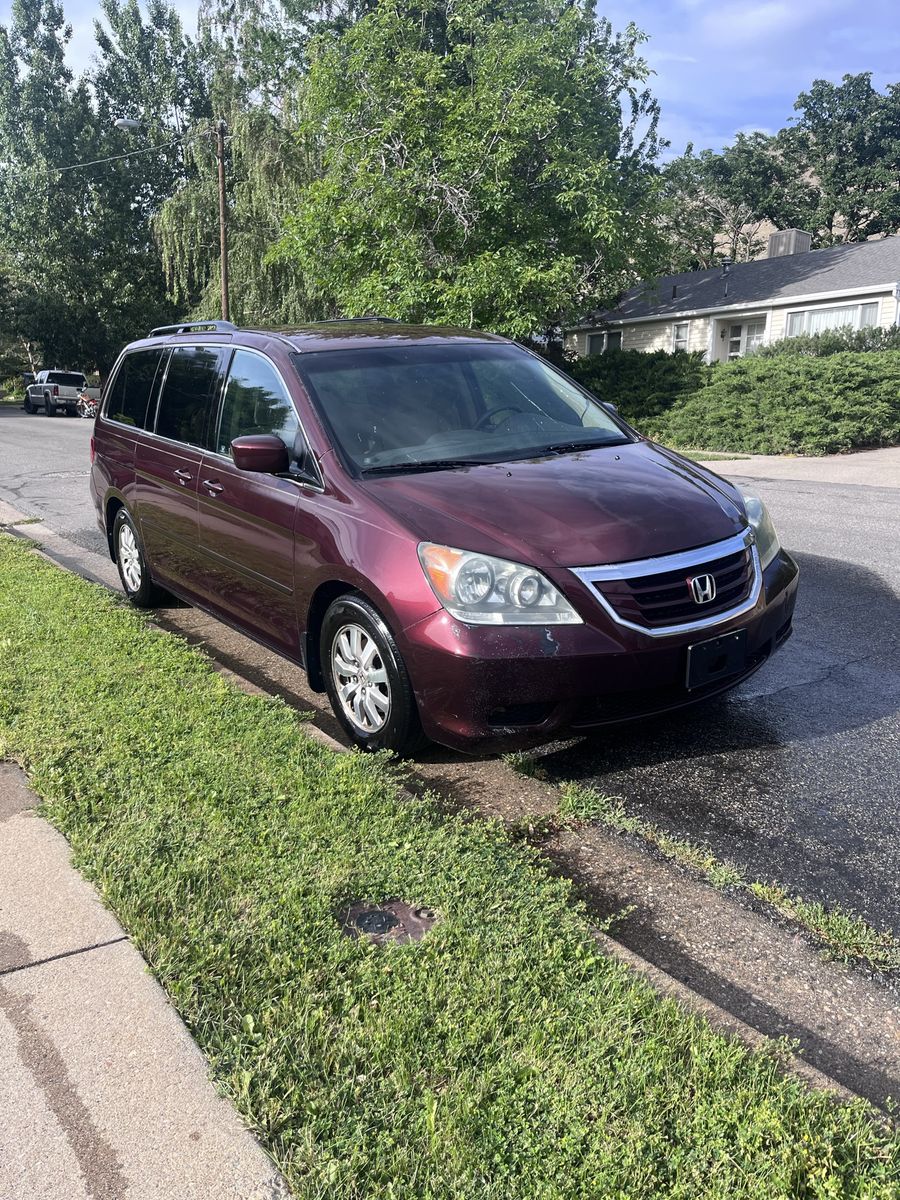 2010 Honda Odyssey Passenger Sports Van - New Tires (