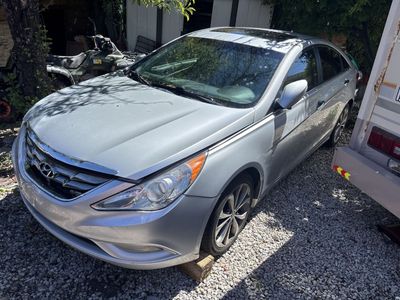 2013 hyundai 2.0 turbo needs motor 148k miles clean title