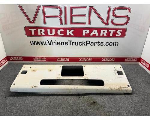 Kenworth Center Aluminum Bumper, Part # N71-1065-106