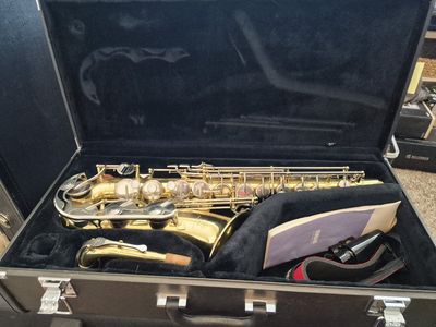 Yamaha Alto Sax Saxophone with Warranty