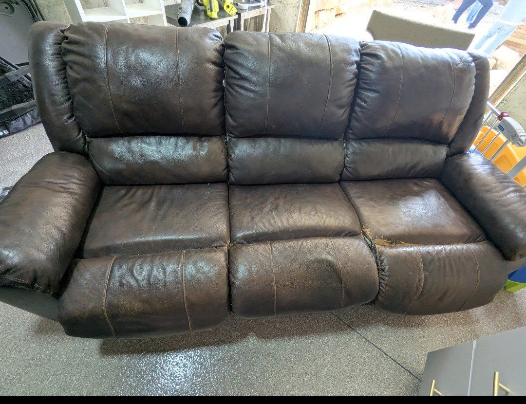 Main image 4