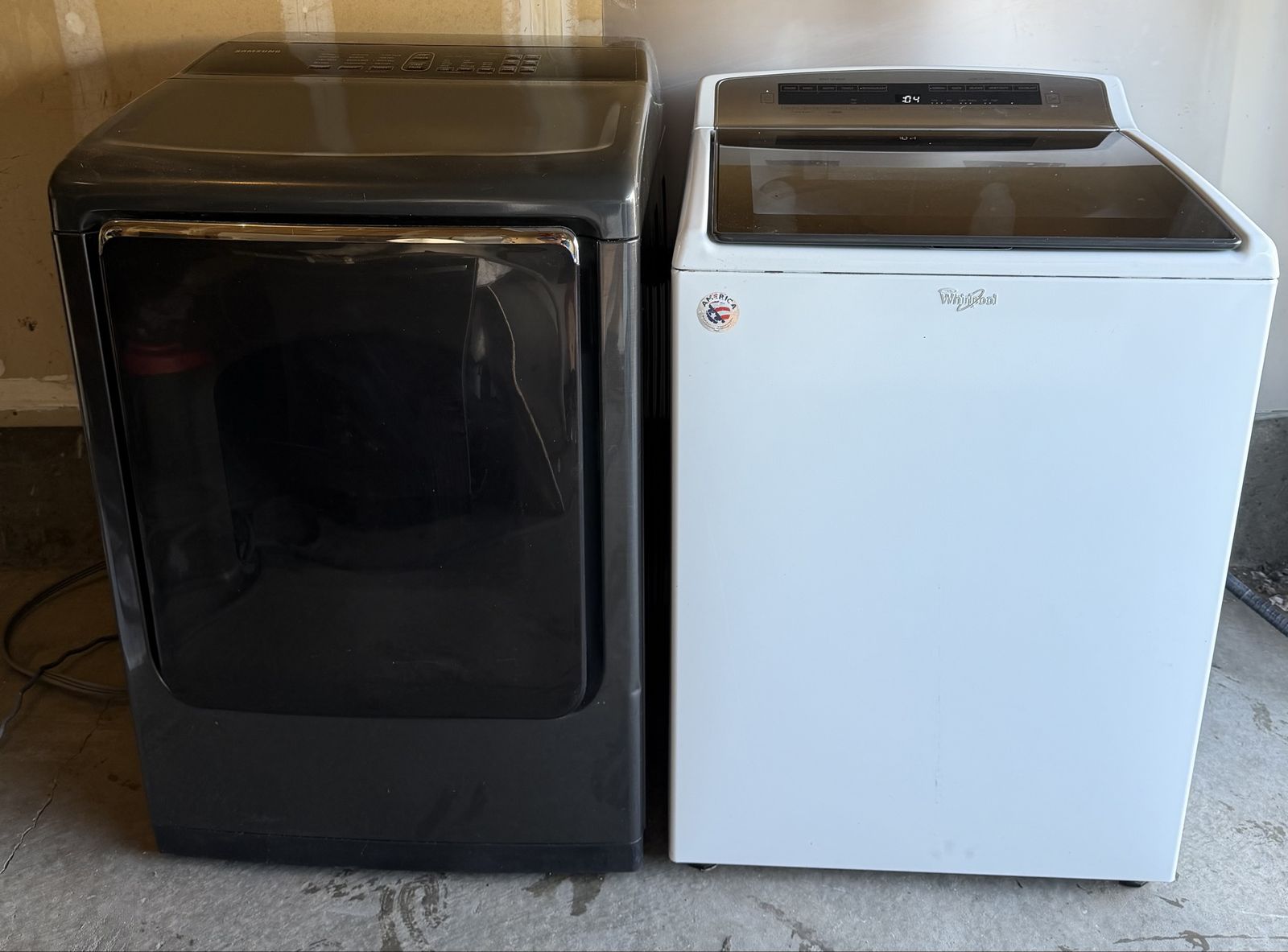 Whirlpool Top Load Washer Samsung Electric Dryer