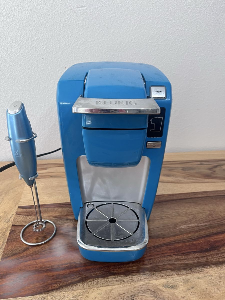 Keurig K-Mini Single Serve K-Cup Pod Coffee Maker Blue with Zulay Milk Frother