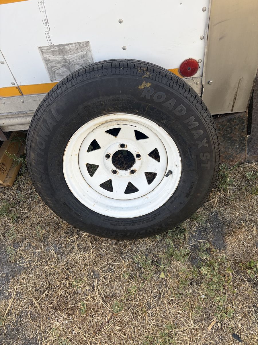 Road Max ST Trailer Tire & Wheel 205/75R14- White 5 Hole Rim, Spare Tire Ready