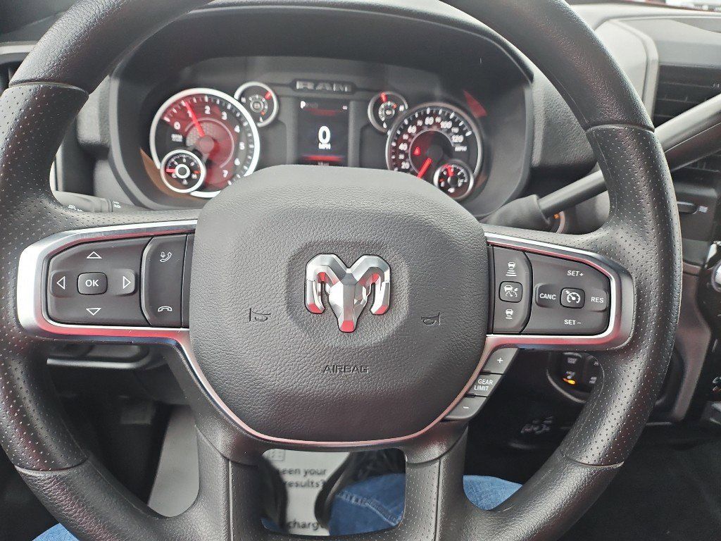 Main image 11