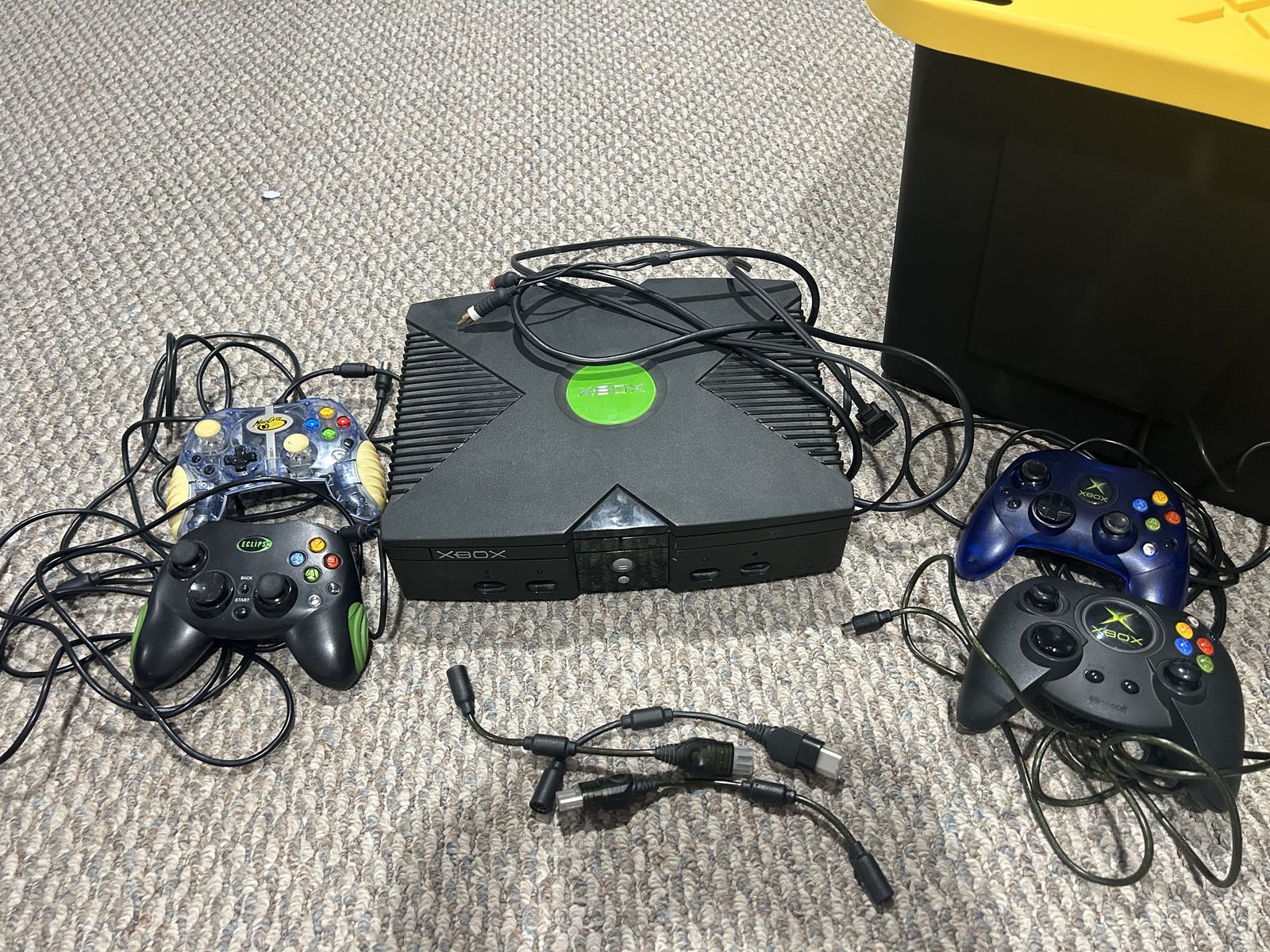 Main image 6