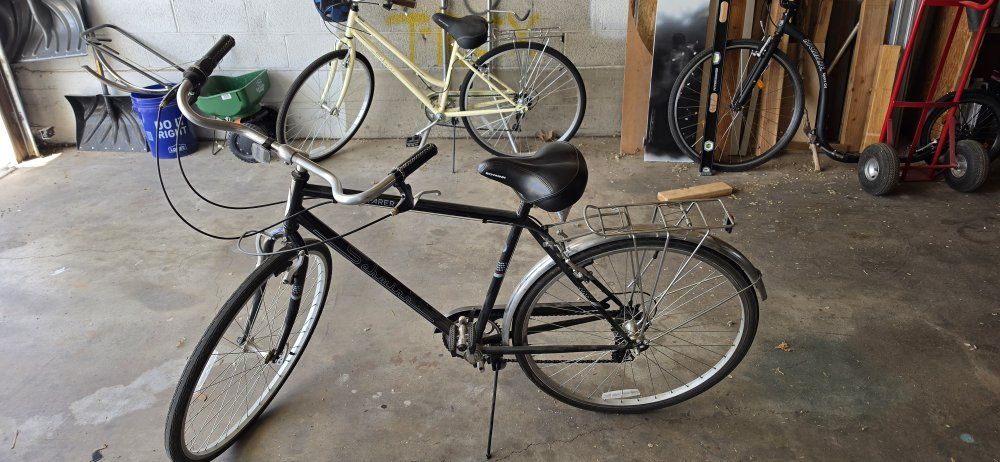 Schwinn 7 speed Cruiser Bike - Black, with GripShift Shifters and Rear Rack