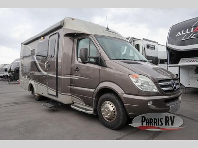 Used 2013 Leisure Travel Unity U24MB