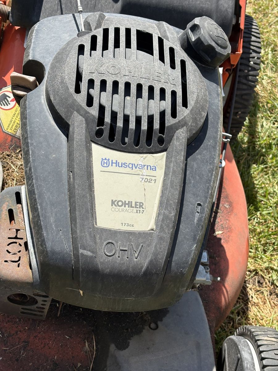 Husqvarna front wheel drive mower ( doesn't run )
