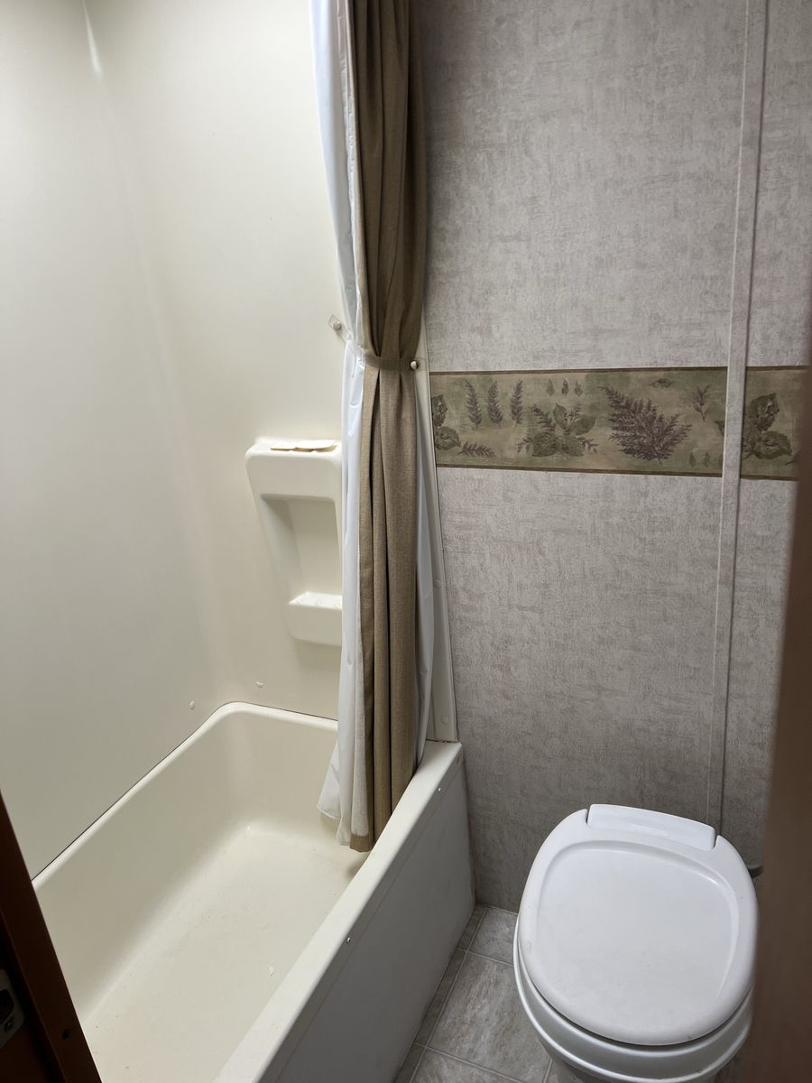 Main image 11