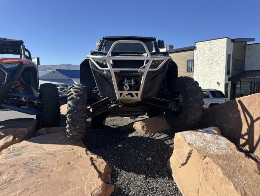 2014 Polaris RZR 900 EPS – Stealth Black