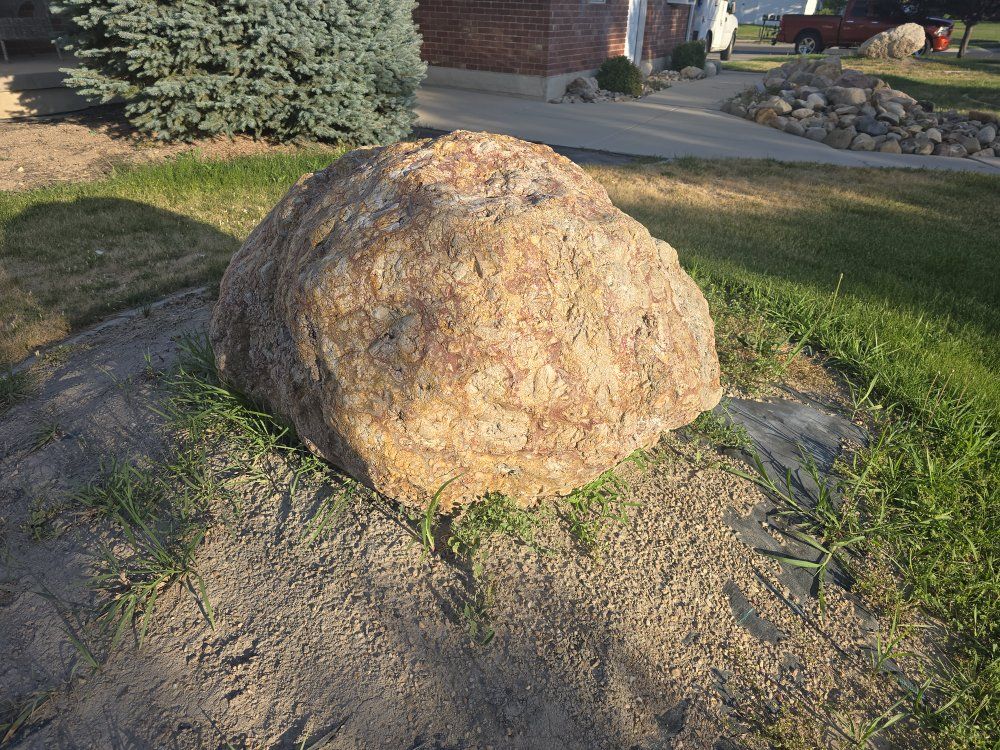 Main image 3