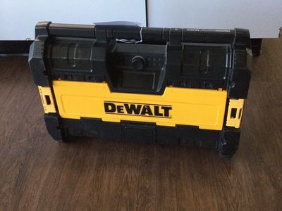 Dewalt Radio. #E75013418