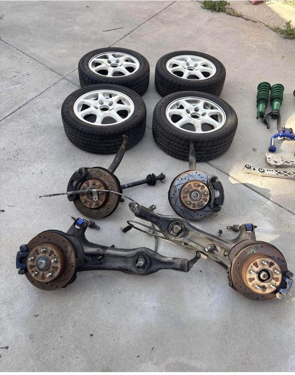 Honda/Acura 5 lug conversion CTR wheels
