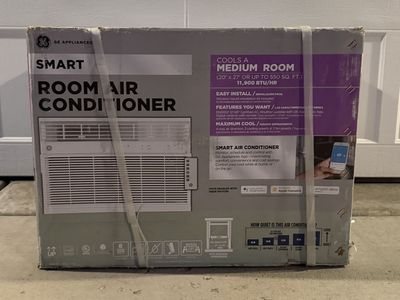 NEW GE 11,900 BTU Smart Electronic Window Air Conditioner Rooms up to 550 sqft
