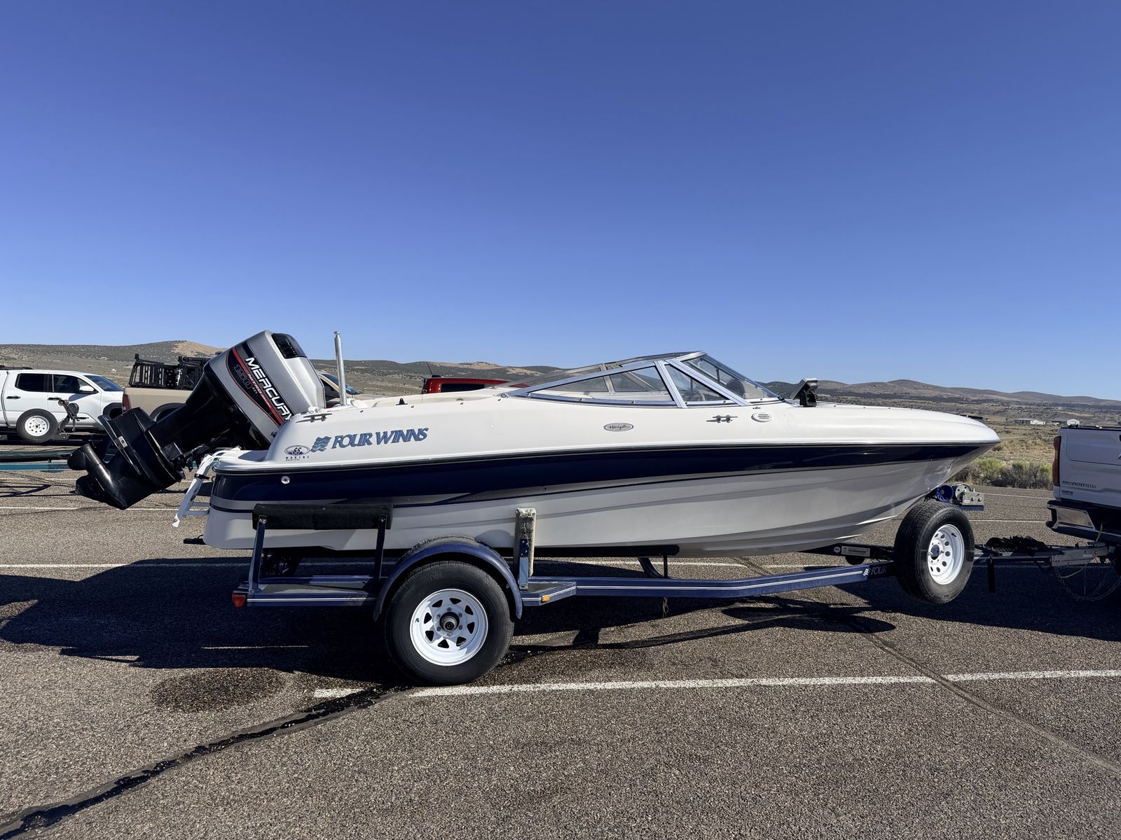 2002 Four Winns 180 Fish & Ski
