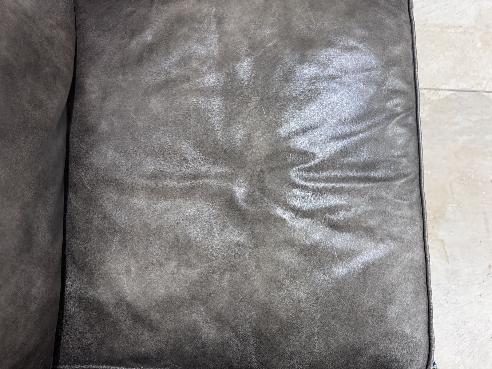 Main image 6