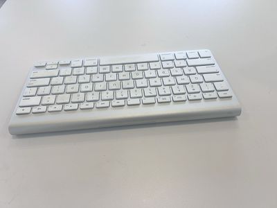 Apple A1314 wireless Keyboard