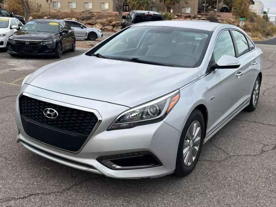 2016 Hyundai SONATA Hybrid SE