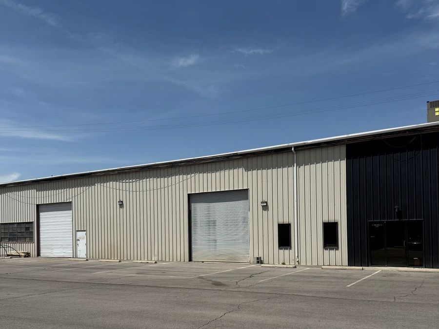 Main image 1