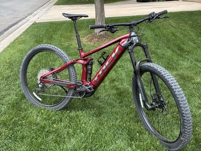 Trek Rail 5 Gen 2 E-MTB — Like New — Only 148 Miles!