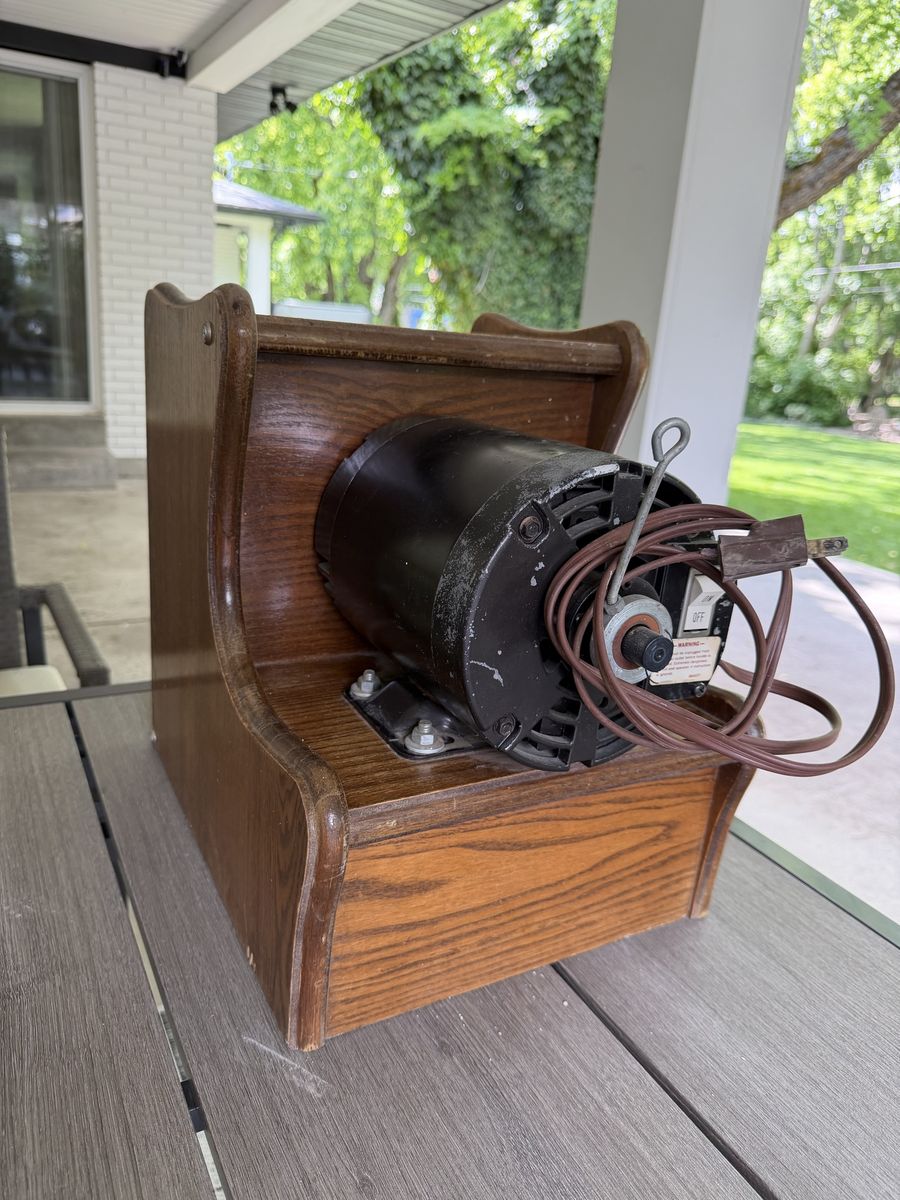Main image 6