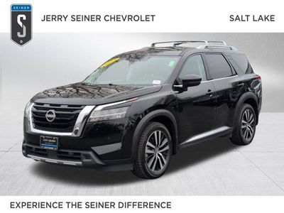 2023 Nissan Pathfinder Platinum