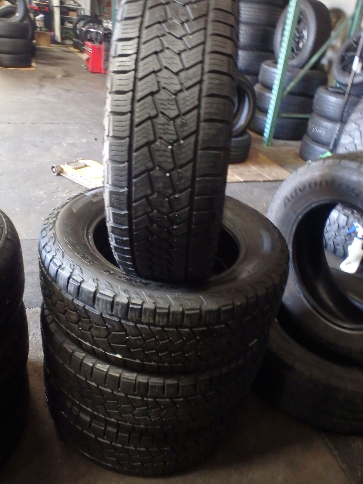 235/65R17 HERCULES TERRA TRAC AT-X SET OF USES TIRES