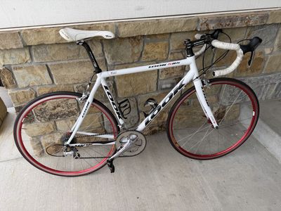 Look Carbon Fiber Road Bike
