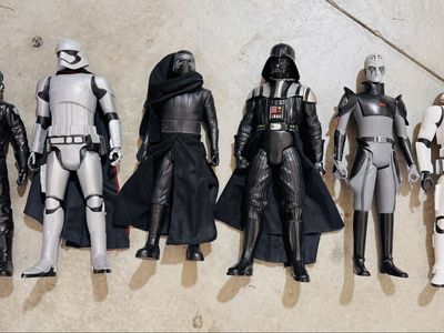 Star Wars figures