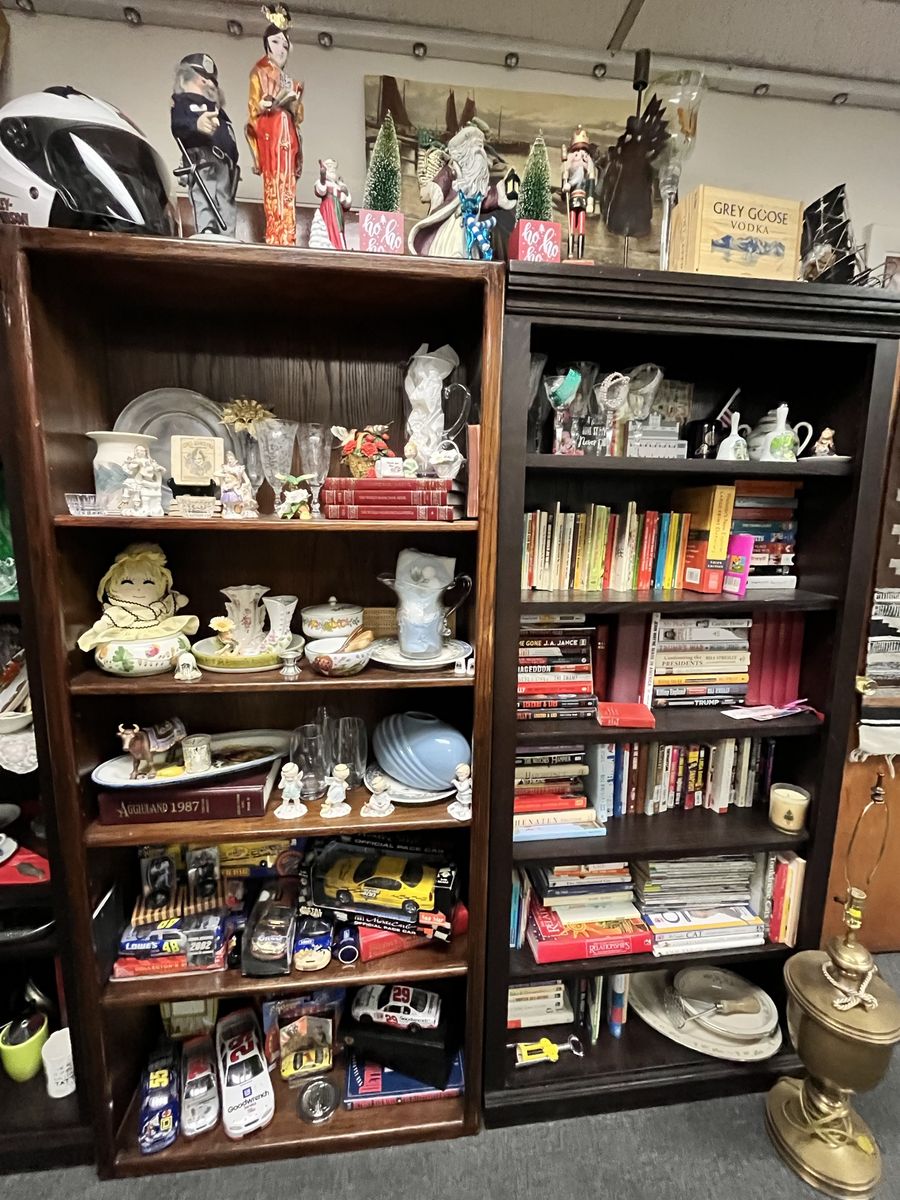 Main image 12