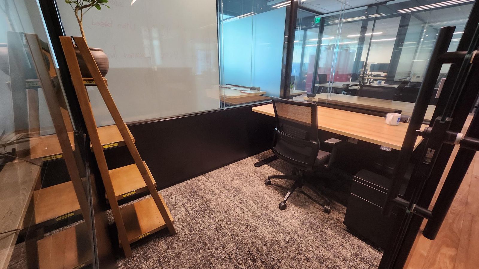1-2 Person Downtown Office - Free Gift If You Tour Today!