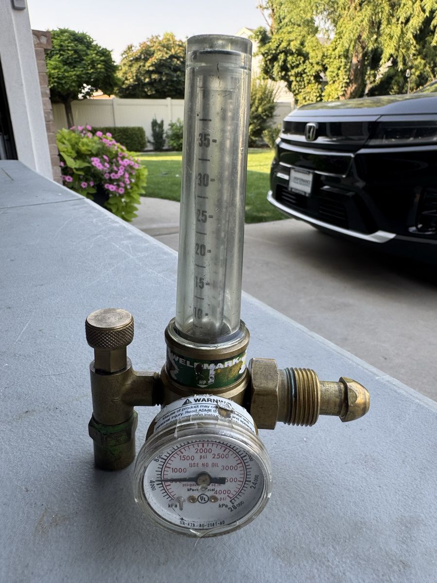 Weldmark Argon CO2 Flowmeter Regulator