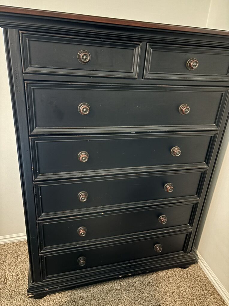 Matching Dresser Set