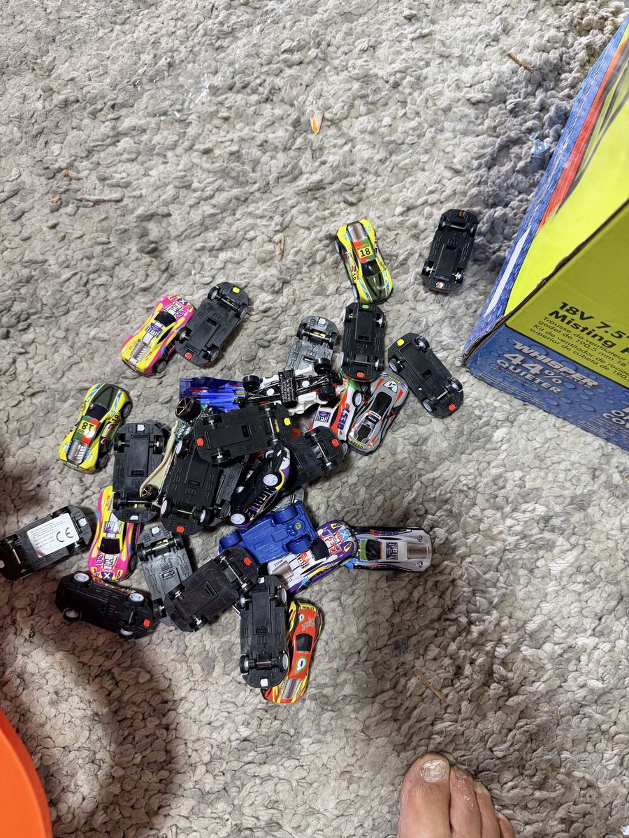 Racing car track with lots of cars