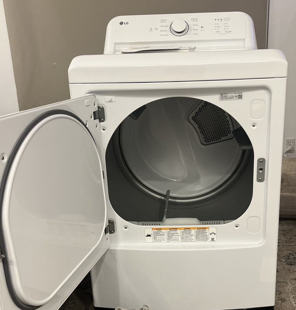 LG Gas Dryer 7.3 Cu Ft