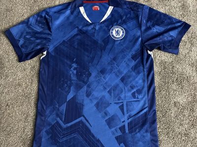 Chelsea FC 2025/26 Men's Large Match Home Jersey in Rush Blue