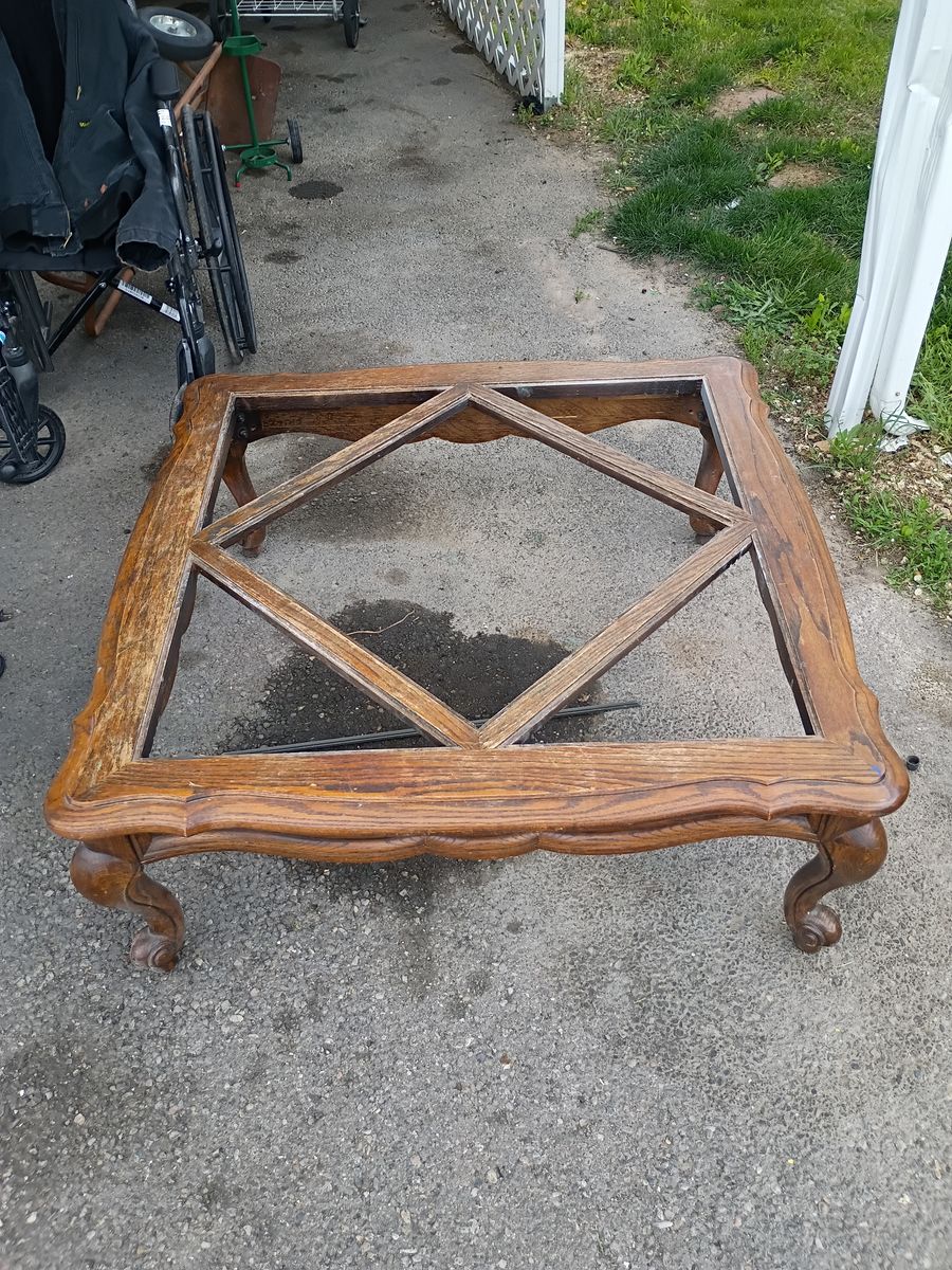 Solid wood antique coffee table. No glass. $40 bucks