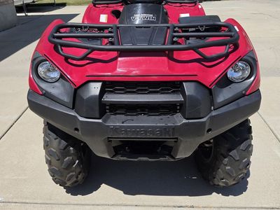 2012 Kawasaki brute force 750 ony 600 miles!