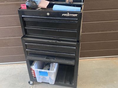 Tool chest