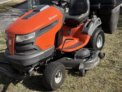 husqvarna riding lawnmower
