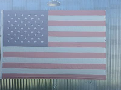 Large 10ft x 15ft American Flag - Great Condition, No Tears or Frays, Indoor/Outdoor Decor