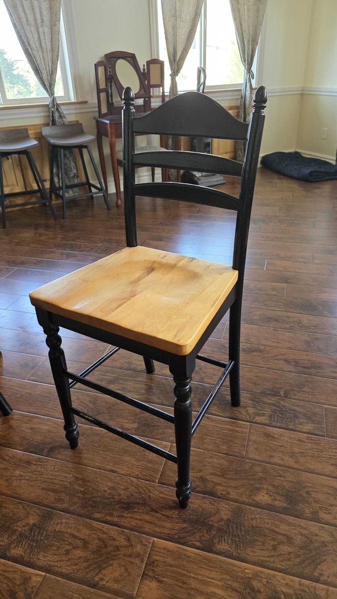 Black and Natural Wood Ladder Back Counter Height Bar Stool Chair