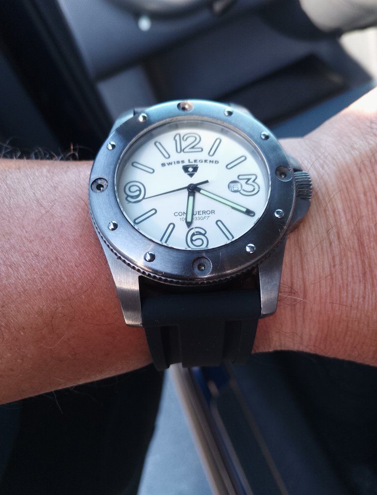 Swiss Legend Conqueror Men's Watch - White Dial, Black Rubber Strap, Stainless Steel