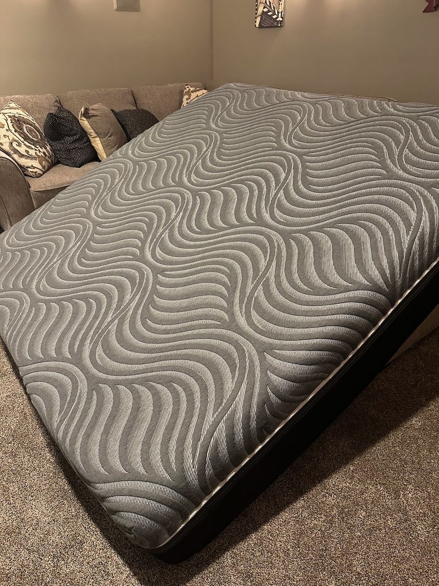 King Mattress, Box Springs, Frame, Topper