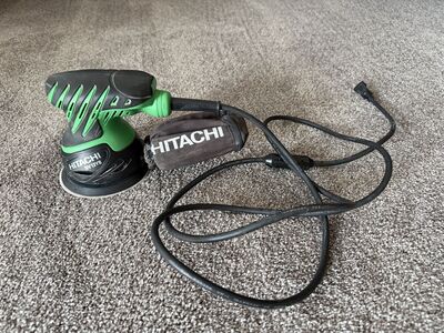 Hitachi SV13YB 5” Random Orbit Finishing Sander – Great Condition