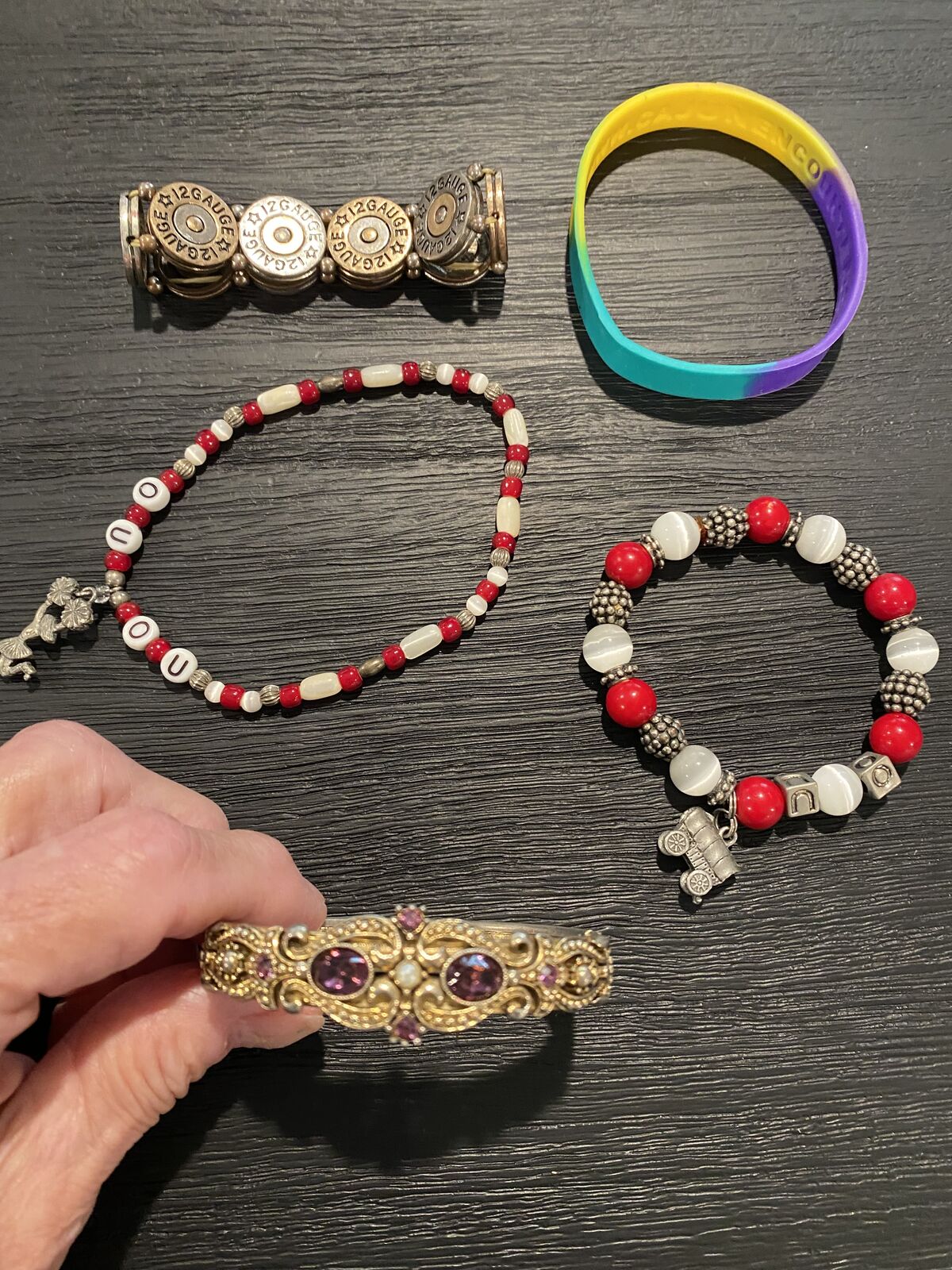 10 Bracelets Like New