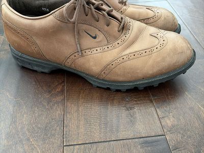 Nike Golf Shoes Men's Size 10.5 Brown Leather Wingtip Style Spikeless